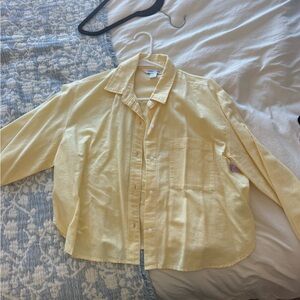 Old Navy Light Yellow Men's Casual Button Down Shirt